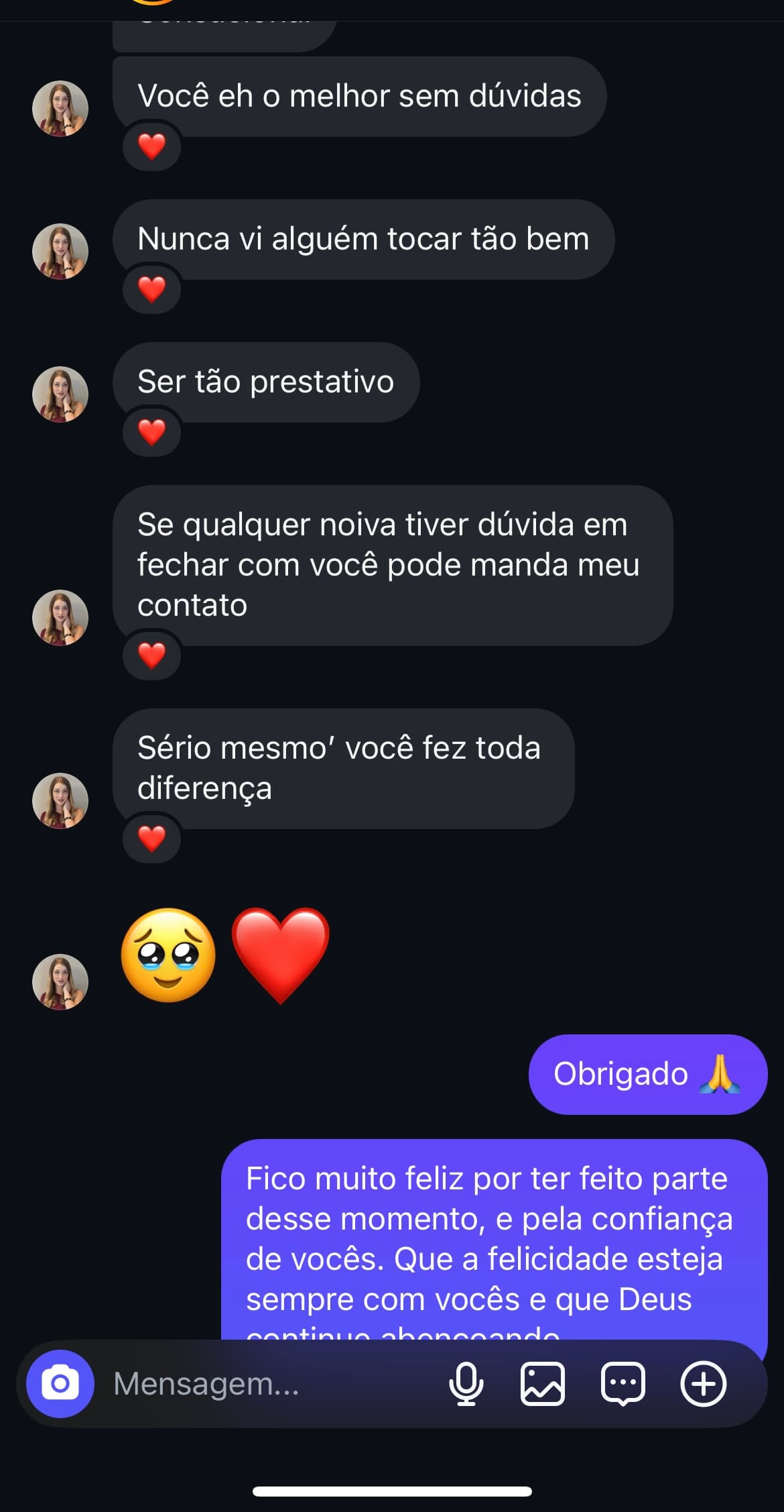 Feedback de cliente — mensagens elogiando a apresentação